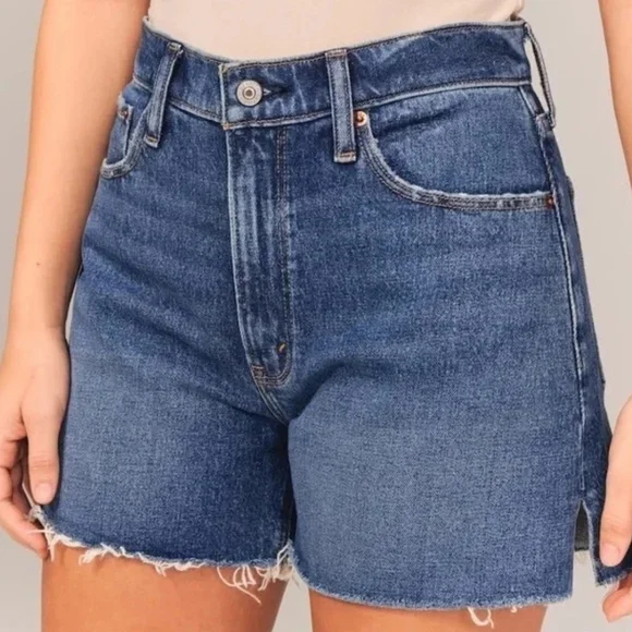 Abercrombie & Fitch 4" High Rise Mom Shorts - Picture 1 of 5